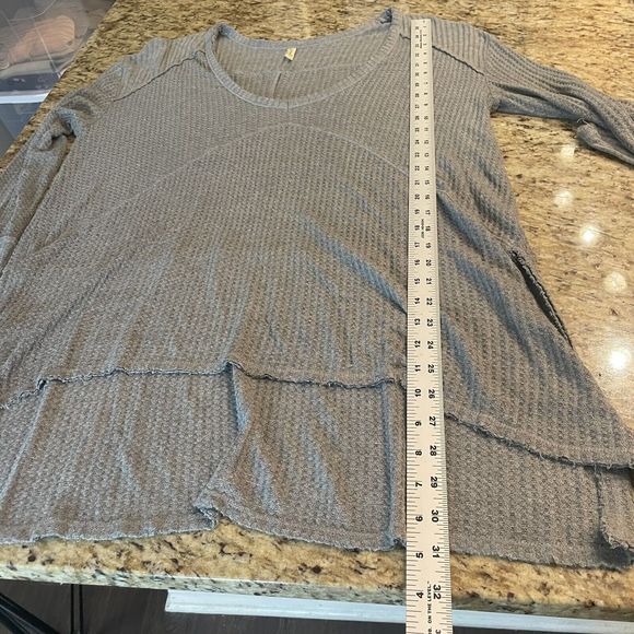 Free People Womens Ventura Oversized Top Tunic Small Gray Waffle Knit Distressed - Picture 10 of 10